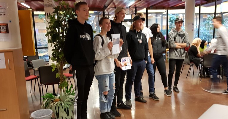 Vinnare i tävlingen #cyklamer på Ullvigymnasiet i Köping